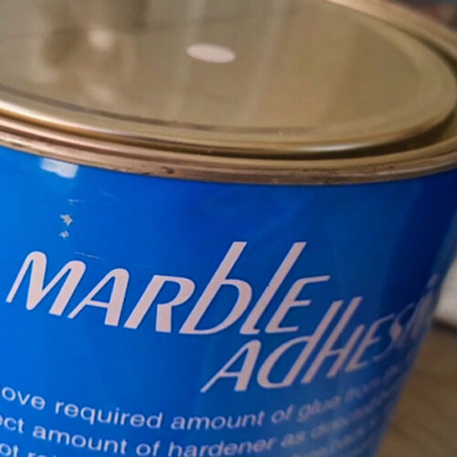Masilla Marble Adhesive en tarro de 5kg
